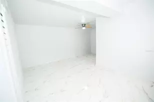 298 NW 104th St, Miami, FL 33150 - Photo 5