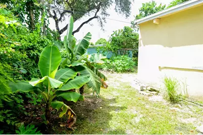 298 NW 104th Street, Miami, FL 33150 - Photo 31