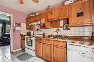 1310 Monterey Dr, Eustis, FL 32726 - Photo 9