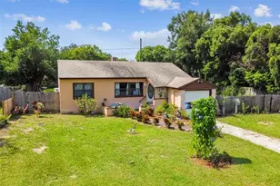 1310 Monterey Dr, Eustis, FL 32726 - Photo 13