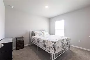 2554 Lakeshore Cir, Port Charlotte, FL 33952 - Photo 17