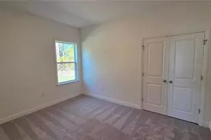 9427 Lakeview Ct, Spring Hill, FL 34608 - Photo 17