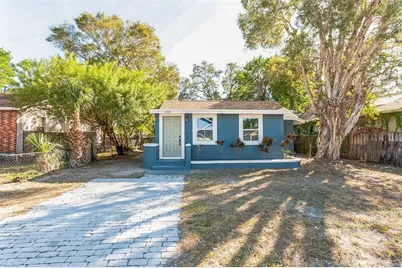 3458 Queensboro Avenue S, Saint Petersburg, FL 33711 - Photo 1
