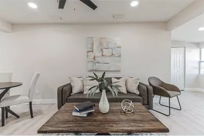 3458 Queensboro Avenue S, Saint Petersburg, FL 33711 - Photo 9