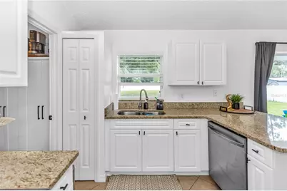 2225 Central Parkway, Deland, FL 32724 - Photo 15