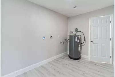 5210 S 84th Street, Tampa, FL 33619 - Photo 29