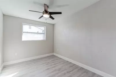 5210 S 84th Street, Tampa, FL 33619 - Photo 25