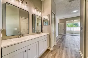 220 Abbotsbury Dr, Kissimmee, FL 34758 - Photo 9