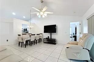 10960 Brown Trout Cir, Orlando, FL 32825 - Photo 9