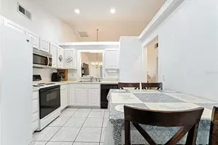 10960 Brown Trout Cir, Orlando, FL 32825 - Photo 3