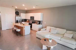 2238 Tay Wes Dr, Saint Cloud, FL 34771 - Photo 7