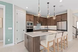 11317 Split Oak Ln, Orlando, FL 32832 - Photo 7