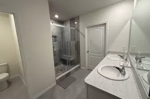 2924 Canary Ln, Tavares, FL 32778 - Photo 17