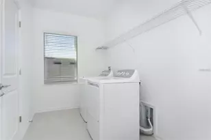 7137 Dilly Lake Ave, Groveland, FL 34736 - Photo 17