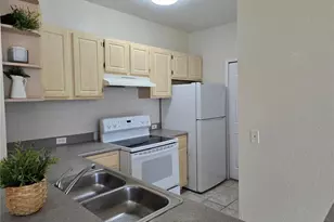 2729 Maitland Crossing Way, Orlando, FL 32810 - Photo 13