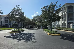 2729 Maitland Crossing Way, Orlando, FL 32810 - Photo 3