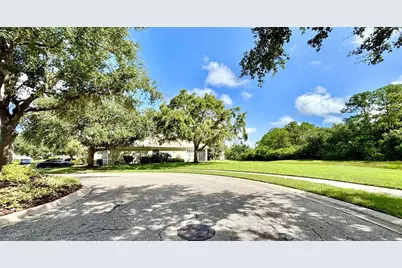 8495 Idlewood Court, Lakewood Ranch, FL 34202 - Photo 25