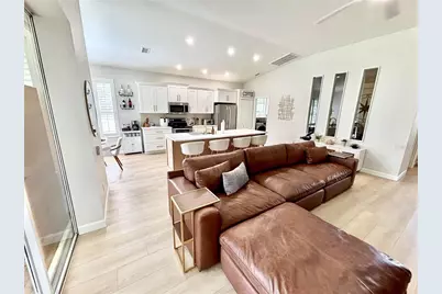 8495 Idlewood Court, Lakewood Ranch, FL 34202 - Photo 3