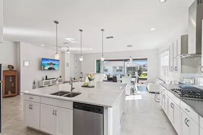 5081 Twin Lakes Boulevard, Saint Cloud, FL 34772 - Photo 3