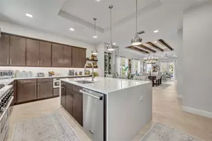 622 E Central Blvd, Orlando, FL 32801 - Photo 11