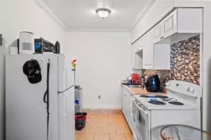 322 S Maple Ave, Sanford, FL 32771 - Photo 15