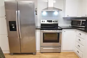 4071 Madre Dr, Oviedo, FL 32765 - Photo 9