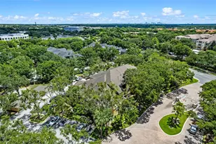 2528 Robert Trent Jones Dr, Orlando, FL 32835 - Photo 29