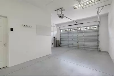 1042 Avenida Sonoma, Lady Lake, FL 32159 - Photo 37