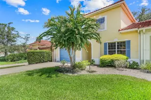 1042 Avenida Sonoma, Lady Lake, FL 32159 - Photo 3