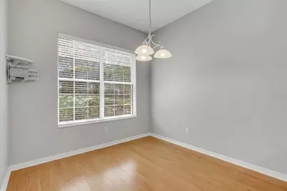 1042 Avenida Sonoma, Lady Lake, FL 32159 - Photo 15