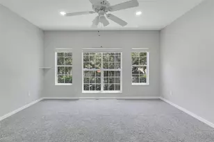 1042 Avenida Sonoma, Lady Lake, FL 32159 - Photo 31