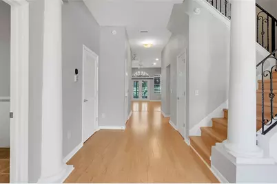 1042 Avenida Sonoma, Lady Lake, FL 32159 - Photo 5