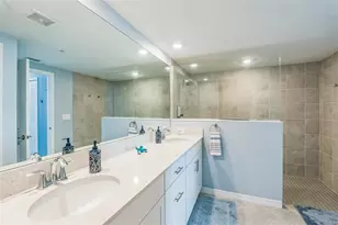 17660 Boracay Ct, Venice, FL 34293 - Photo 29