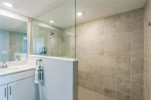 17660 Boracay Ct, Venice, FL 34293 - Photo 27