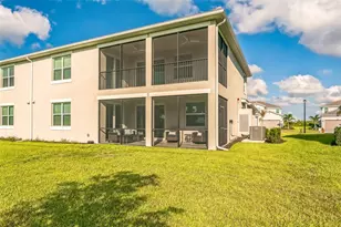 17660 Boracay Ct, Venice, FL 34293 - Photo 5