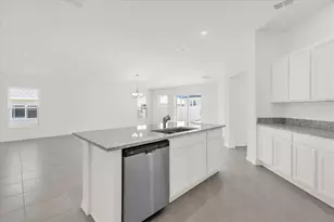 568 Mahogany Wy, Dundee, FL 33838 - Photo 5