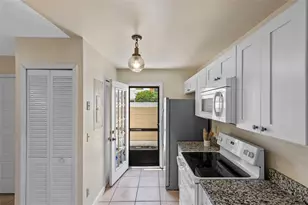 49 Silver Park Cir, Kissimmee, FL 34743 - Photo 13