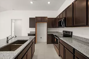 1532 Kayla Cir, Lake Wales, FL 33859 - Photo 3