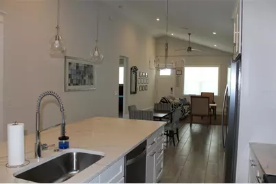 1615 17th Street W, Bradenton, FL 34205 - Photo 31