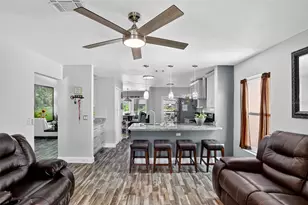 635 Moss Park Ct, Kissimmee, FL 34743 - Photo 7