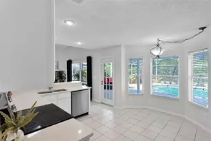 2503 Rolling Broak Dr, Orlando, FL 32837 - Photo 9