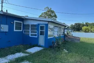 1347 W Wellington Dr, Deltona, FL 32725 - Photo 13