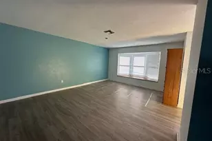 1347 W Wellington Dr, Deltona, FL 32725 - Photo 3