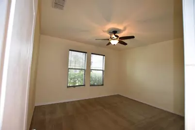 708 Lake Tarpon Way, Groveland, FL 34736 - Photo 19