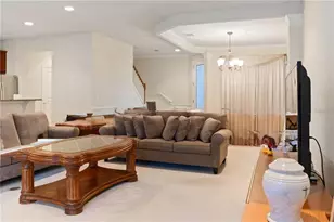 1323 Gilford Point Ln, Davenport, FL 33896 - Photo 5