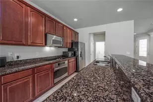 1323 Gilford Point Ln, Davenport, FL 33896 - Photo 15