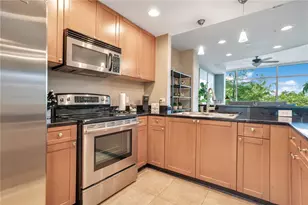 525 E Jackson St, Orlando, FL 32801 - Photo 13