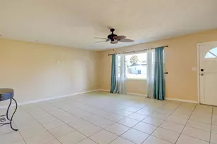 22 Plaza Dr, Ormond Beach, FL 32176 - Photo 9