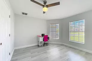 12368 Killian St, Spring Hill, FL 34609 - Photo 11