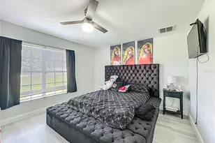 12368 Killian St, Spring Hill, FL 34609 - Photo 9